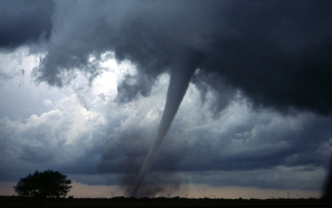 В Кировской области может возникнуть торнадо