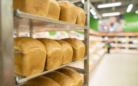 «Макси» ведет переговоры с кировскими производителями