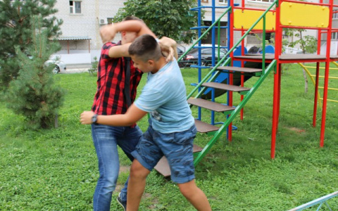 В Кирово-Чепецке школьнику прострелили ногу из пневматического ружья