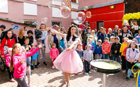 В центре Кирова бесплатно покажут 25-минутное шоу мыльных пузырей