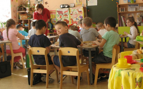 В 25 детских садах Кирова подключили отопление