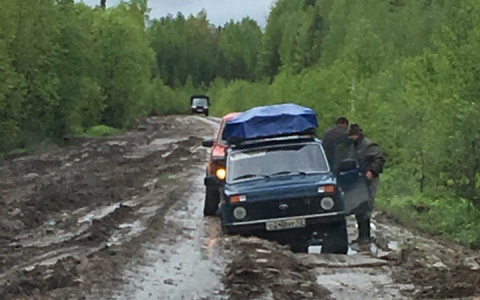 10 фото из Кировской области, на которых дороги победили машины