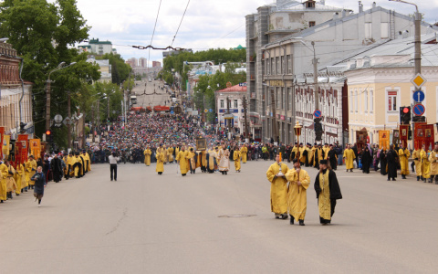 Во время возвращения паломников в Киров перекроют дороги