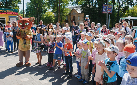 Дети и их родители отправятся в Сладкое королевство вместе с кинотеатром "Дружба"
