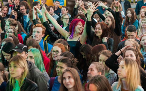 День молодежи в Кирове: "Акустика", фестиваль уличных культур и Instagram- выставка