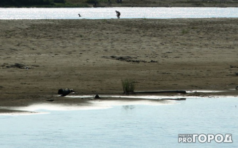 В Кирове пропал молодой мужчина: его вещи нашли на берегу Вятки