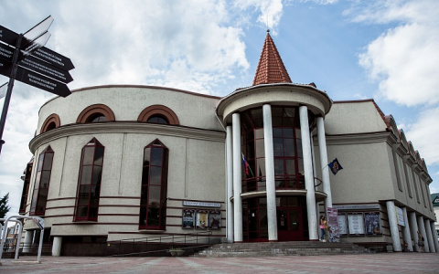Два кировских театра получили 17 миллионов рублей