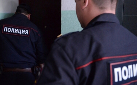 В квартире в Омутнинске нашли тело мужчины с огнестрельным ранением головы