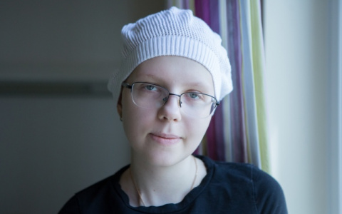 15-летняя кировская художница борется с раком крови