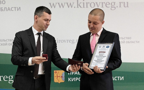 Кировчанина признали лучшим управдомом России