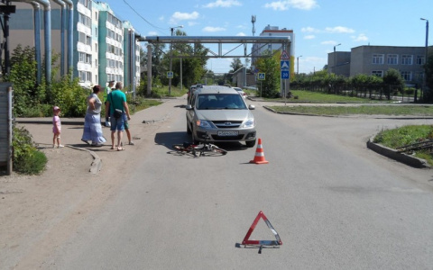 В Кирове автомобиль сбил 6-летнего мальчика на велосипеде