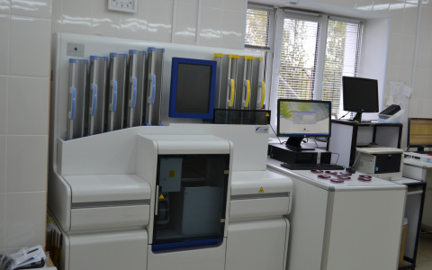 «Чудо техники» в лаборатории Лайт - аппарат для проверки анализов