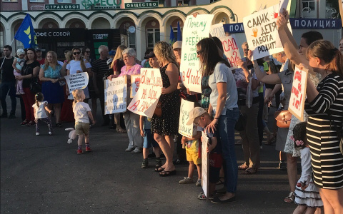 В Кирове пройдет очередной пикет из-за нехватки мест в детских садах