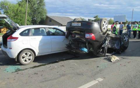 В ДТП на Советском тракте пострадали четыре человека