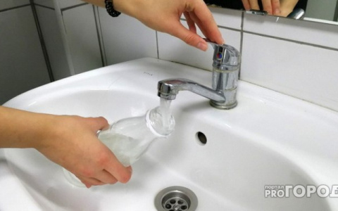 Стало известно, в каких районах Кировской области вода не соответствует нормам