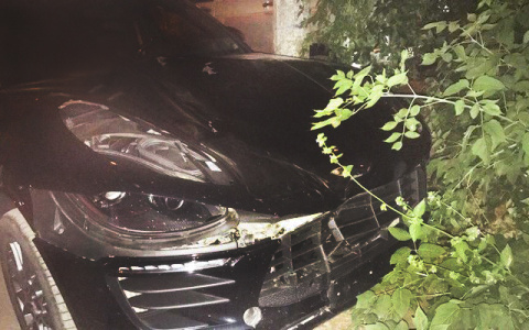 Пьяный кировчанин протаранил Porsche и еще несколько авто, чтобы отомстить работодателю