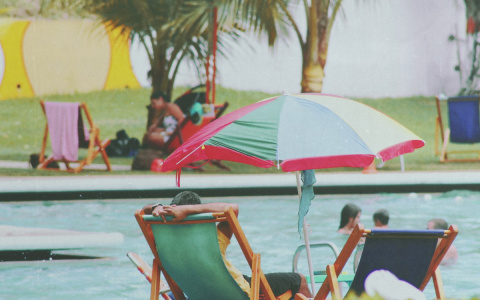 Собираетесь в отпуск за границу? Купите валюту выгодно в банке «Хлынов»!