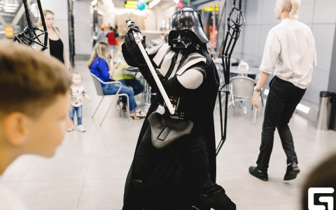 Космическое путешествие и веселые танцы с троллями: а вы придумали, как отметить начало учебного года?