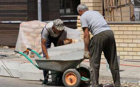 В Кировстате рассказали, как выглядит типичный рабочий Кировской области