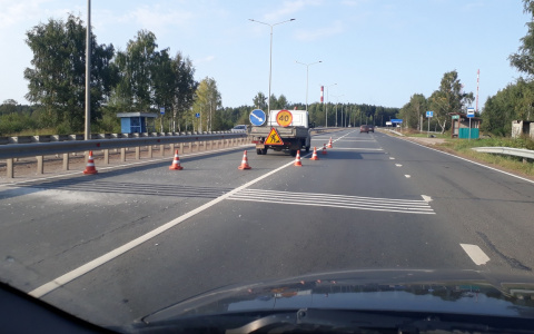 Шумовую разметку случайно нанесли на трассу в Кировской области