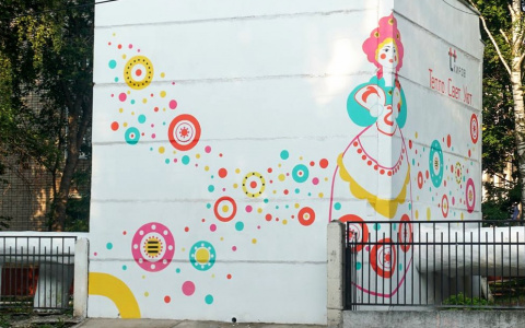 В Кирове появился еще один объект в дымковском стиле