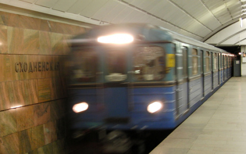 Кировчанин, погибший под колесами поезда в метро, приехал в Москву на заработки