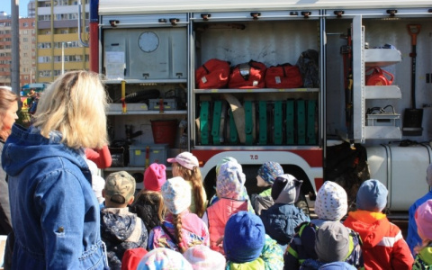 Из детского сада в Кирове эвакуировали более 200 детей и сотрудников