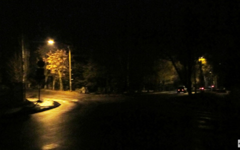 В мэрии назвали причины сбоя в работе уличного освещения
