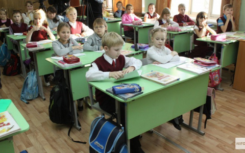 Премия "Народный учитель": 3 непохожие истории из жизни учителей