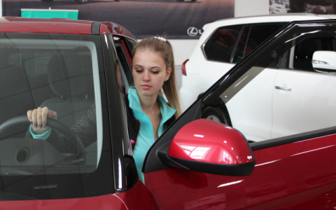 С 6 октября в России введут новые правила регистрации автомобилей