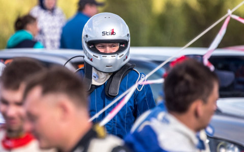 "За руль впервые сел в 7 лет": история кировчанина, который выиграл Кубок страны по ралли в 16 лет