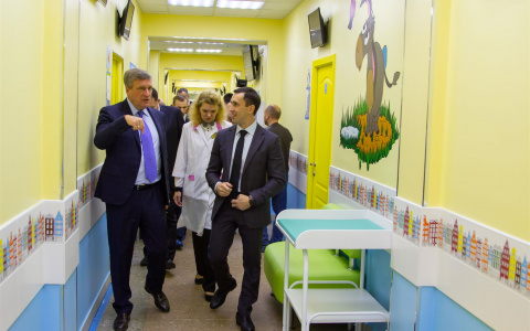 В Кирове открыли новую детскую поликлинику на проспекте Строителей