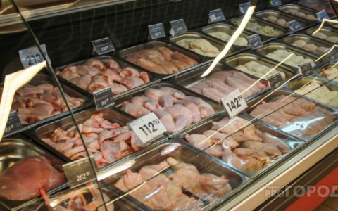 Роспотребнадзор обнаружил 76 килограммов опасного мяса кировских производителей