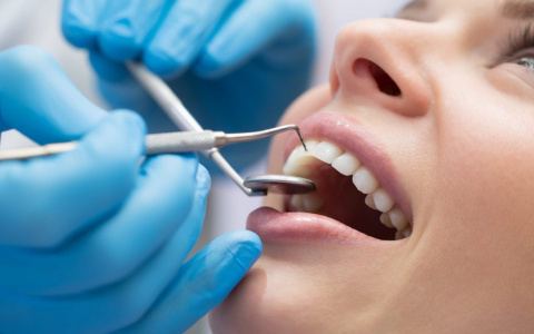 Можно ли лечить зубы во время беременности?