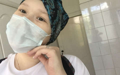 «Если я умру, похороните меня в пятницу»: девочка из Кирова устала бороться с раком