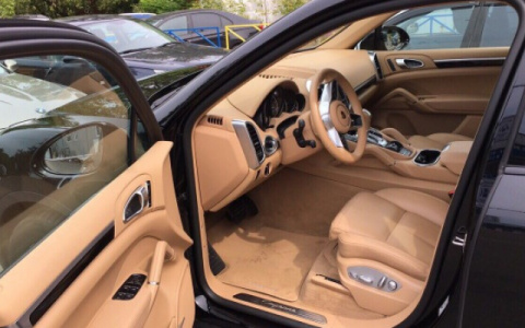 5 самых дорогих машин в Кирове, выставленных на продажу