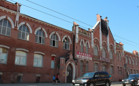 4 этажа, парковка и офисы: стала известна судьба ТЦ «Фабрика»