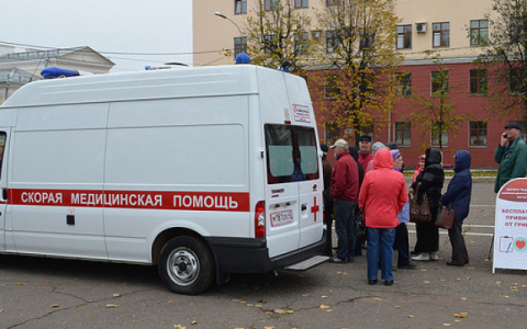 На четырех площадках в Кирове можно бесплатно привиться от гриппа