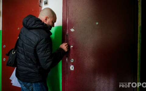 Торговля из нулевых: в Кирове активизировались продавцы, которые ходят по квартирам