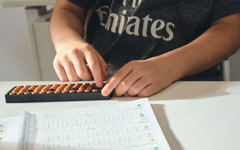 Ментальная арифметика и скорочтение: методики для успешного будущего ребенка