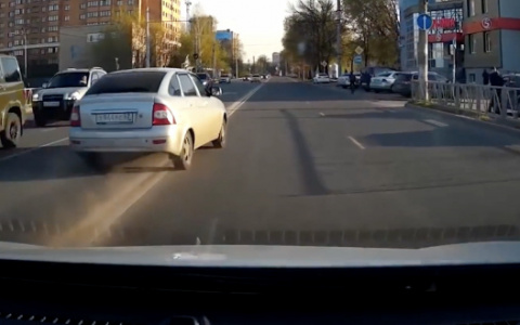 За опасное вождение будут штрафовать на 5000 рублей