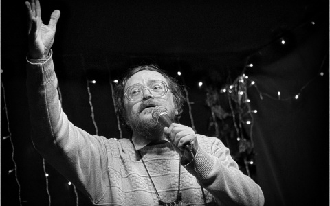 Прощание с кировским поэтом Андреем Жигалиным пройдет в Герценке