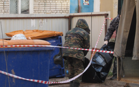 В Кирове у ДК «Родина» на глазах прохожих умер мужчина