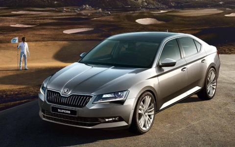 ŠKODA SUPERB с выгодой до 225 000 рублей! Только до 30 ноября