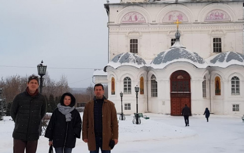 Актер Андрей Мерзликин прогулялся по Кирову