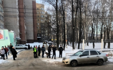 Что обсуждают в Кирове утром: ЧП на Комсомольской и эвакуация садика
