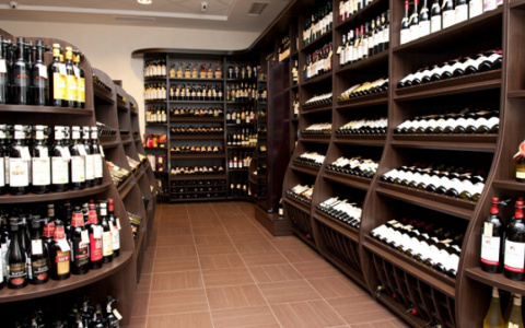 В Кирове завели дело на крупную сеть магазинов, специализирующихся на продаже алкоголя