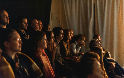 «Театр на Спасской» приглашает кировчан читать Чехова