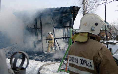 В Кировской области при пожаре на пилораме пострадали двое рабочих