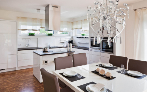 Как выбрать кухонный гарнитур для квартиры-студии?